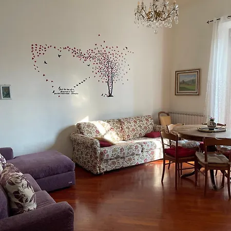 Serena House Appartement